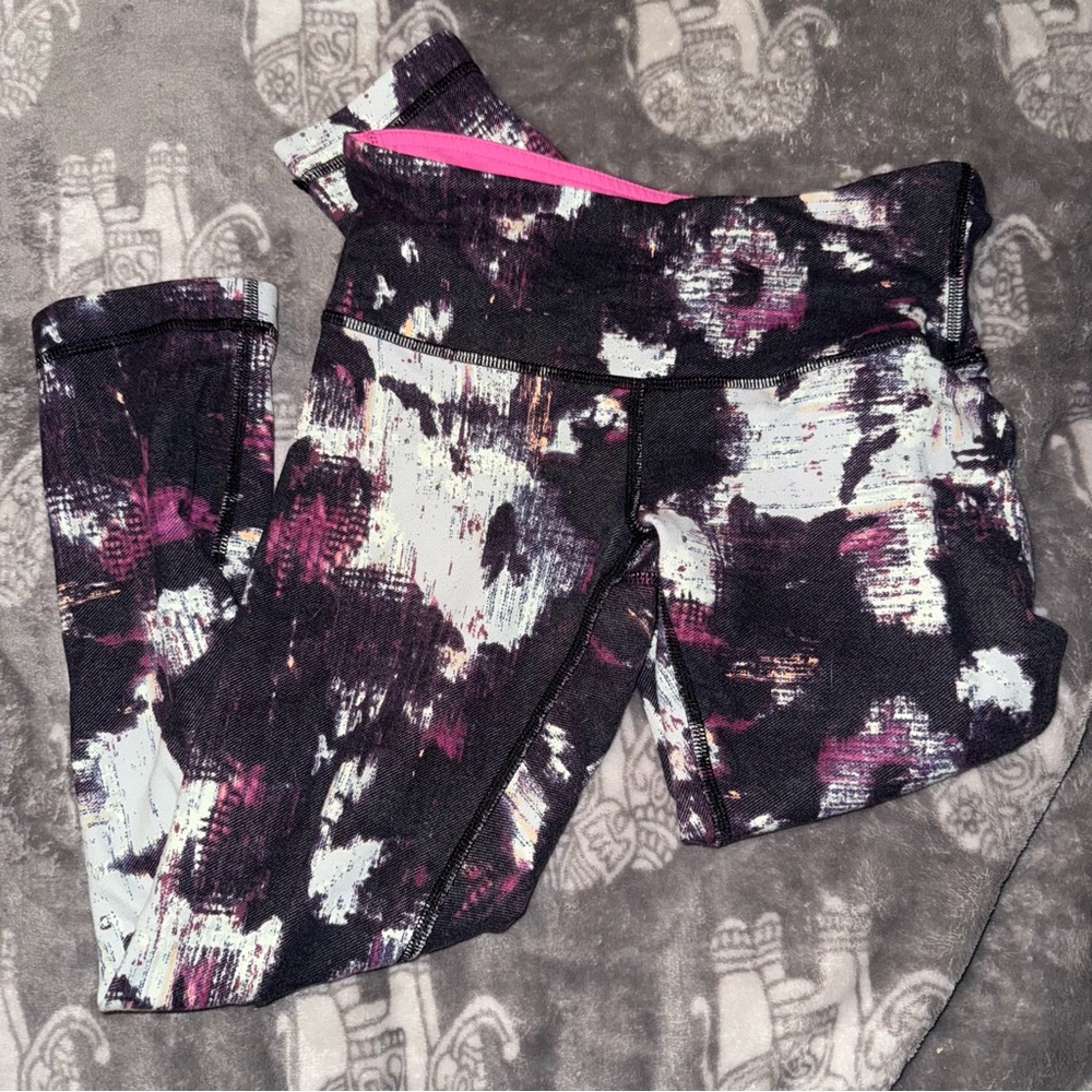 Lululemon athletic Leggings - Picture 6 of 7